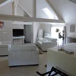 Le Saint Martin Hotel 2*