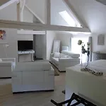 Le Saint Martin Hotel 2*