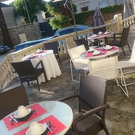 Le Saint Martin 2*
