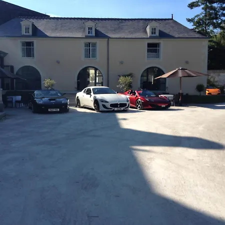 Ξενοδοχείο Le Saint Martin 2*