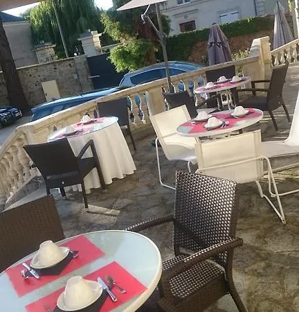 Le Saint Martin ホテル 2*
